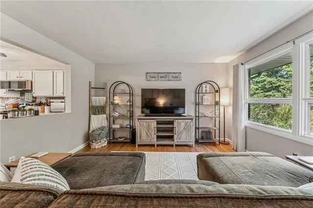 $290,000 | 290 Wexford Bayne Road, Wexford, PA 15090