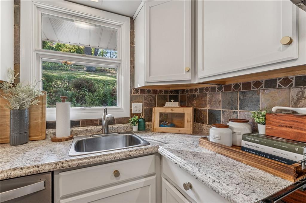 290 Wexford Bayne Road Wexford, PA 15090 - Photo 10 of 35