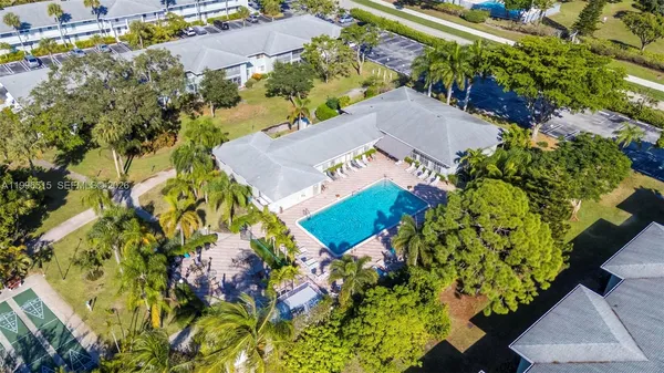 $1,899 | 2300 Southwest 22nd Avenue, Unit 109, Delray Beach, FL 33445