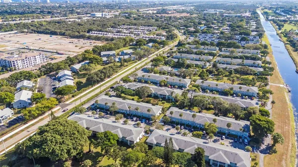 $1,899 | 2300 Southwest 22nd Avenue, Unit 109, Delray Beach, FL 33445