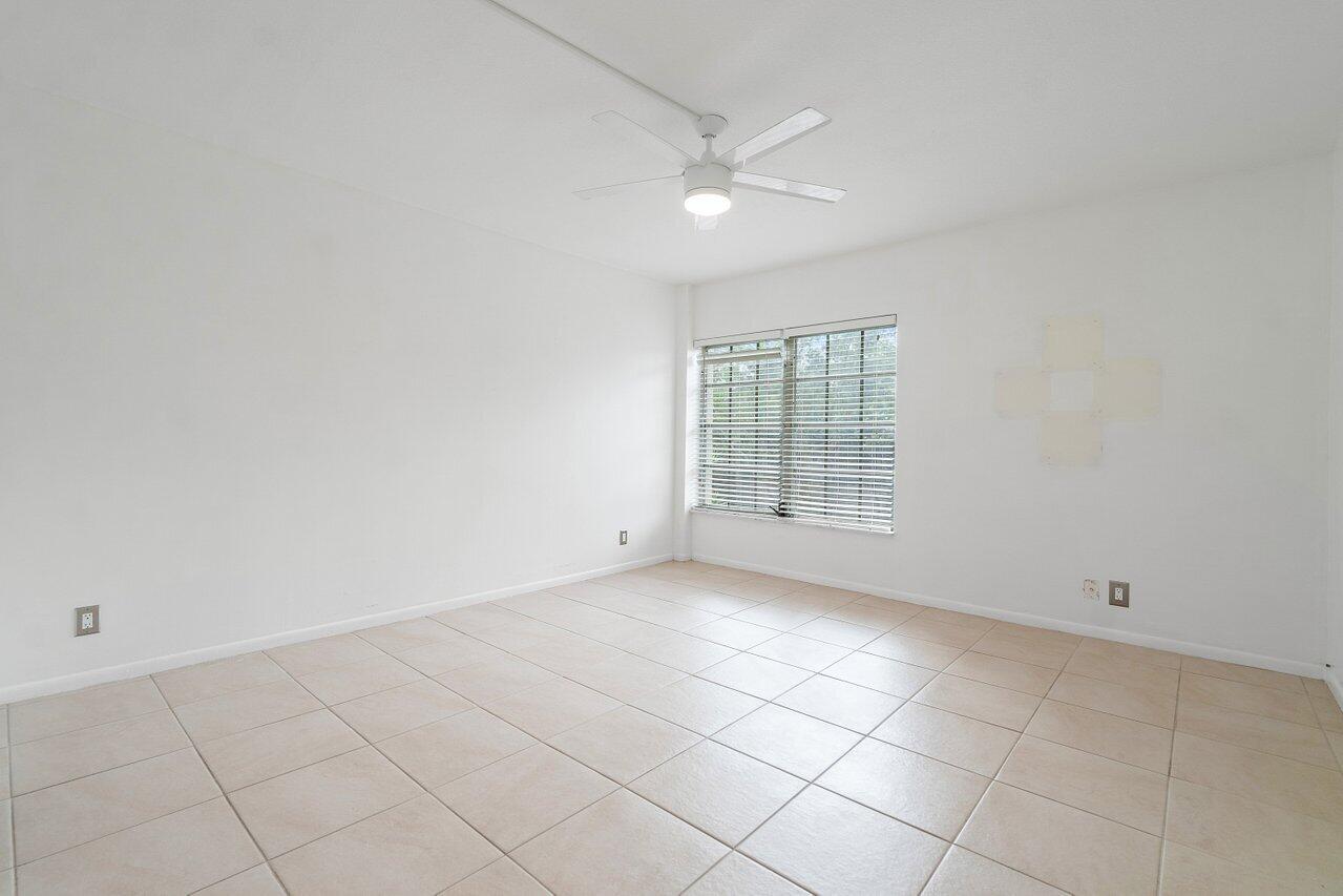 250 Northeast 20th Street, Unit 2250 Boca Raton, FL 33431 - Photo 17 of 29 16