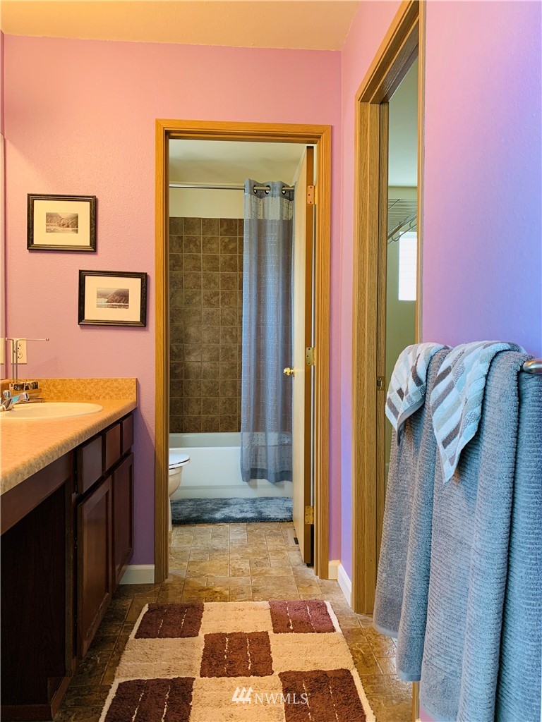 3824 155th Place Southeast Bothell, WA 98012 - Photo 12 of 24 Gallery Image 12