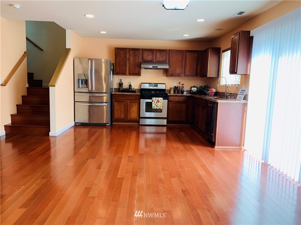 3824 155th Place Southeast Bothell, WA 98012 - Photo 5 of 24 Gallery Image 5