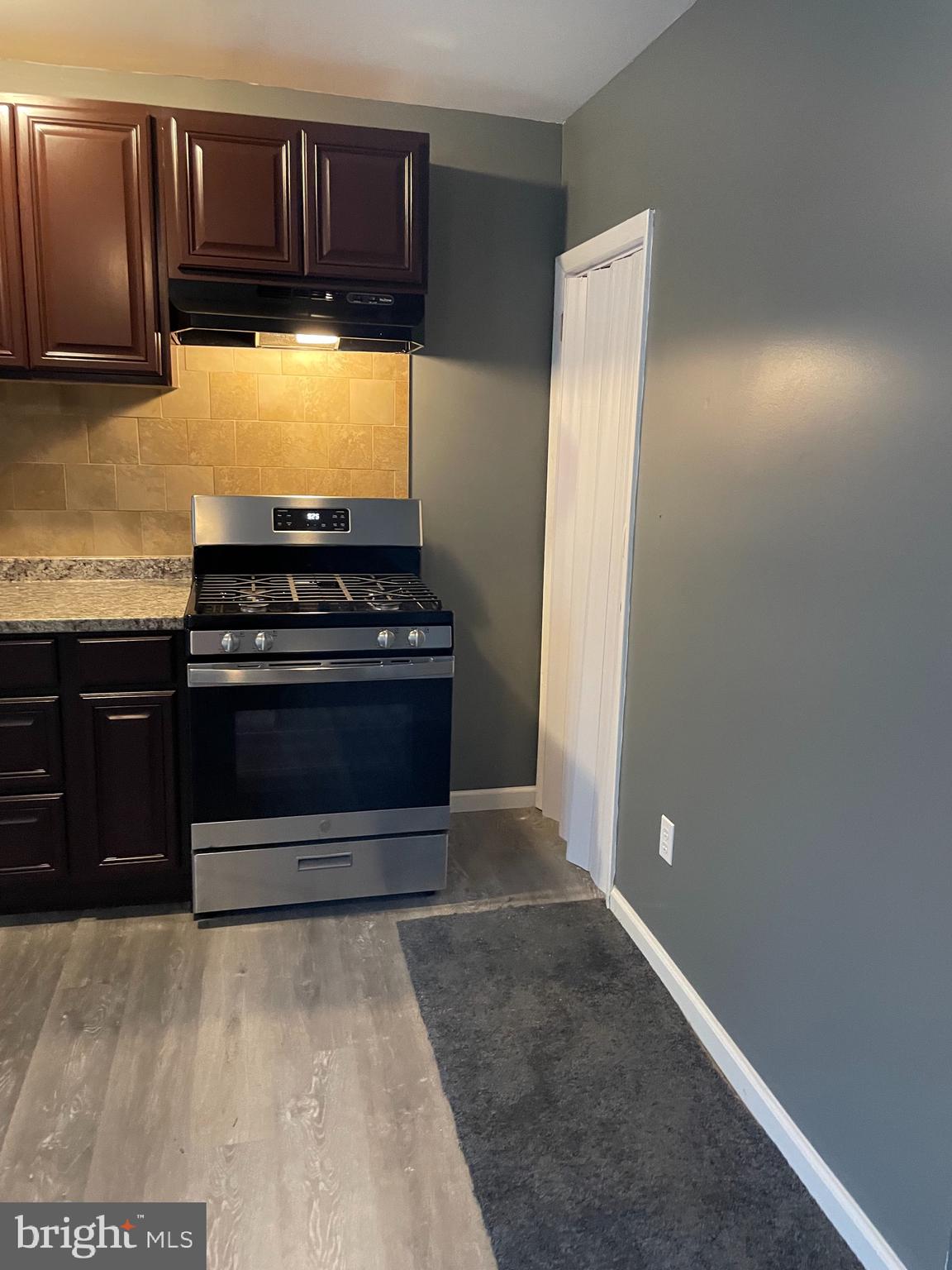1344 Decatur Street Camden, NJ 08104 - Photo 4 of 28