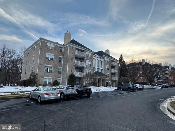 $2,900 | 12103 Tullamore Court, Unit 204, Lutherville-Timonium, MD 21093
