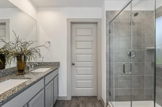 $2,250 | 1522 Truckee River Drive, Iowa Colony, TX 77583