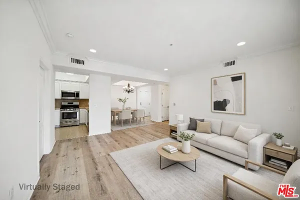 $3,200 | 3328 Oakhurst Avenue, Unit 202, Los Angeles, CA 90034