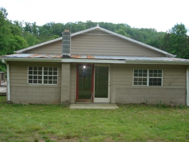 187 Greenland Road Luttrell, TN 37779 - Photo 3 of 17 DSC00297