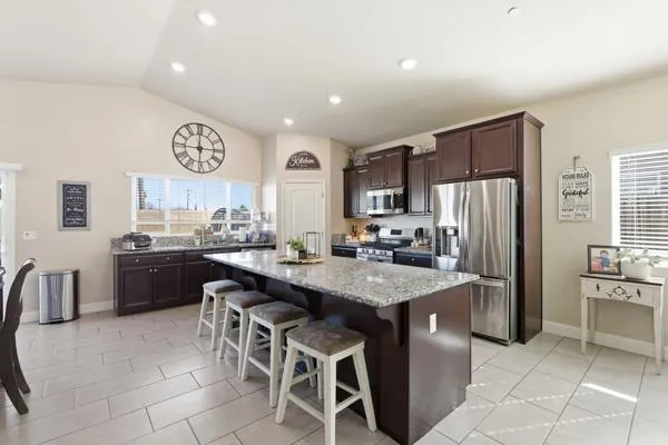 $430,000 | 1150 Fire Fall Avenue, Lemoore, CA 93245