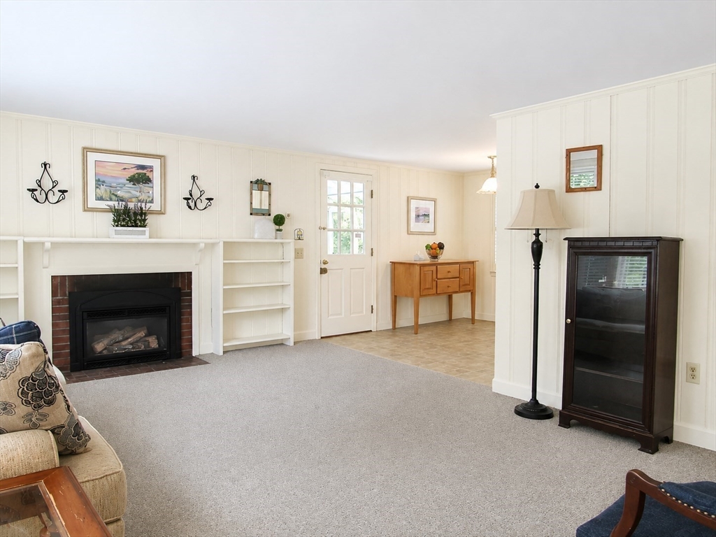 17 Cooper Road Falmouth, MA 02536 - Photo 10 of 24 Gallery Image 10