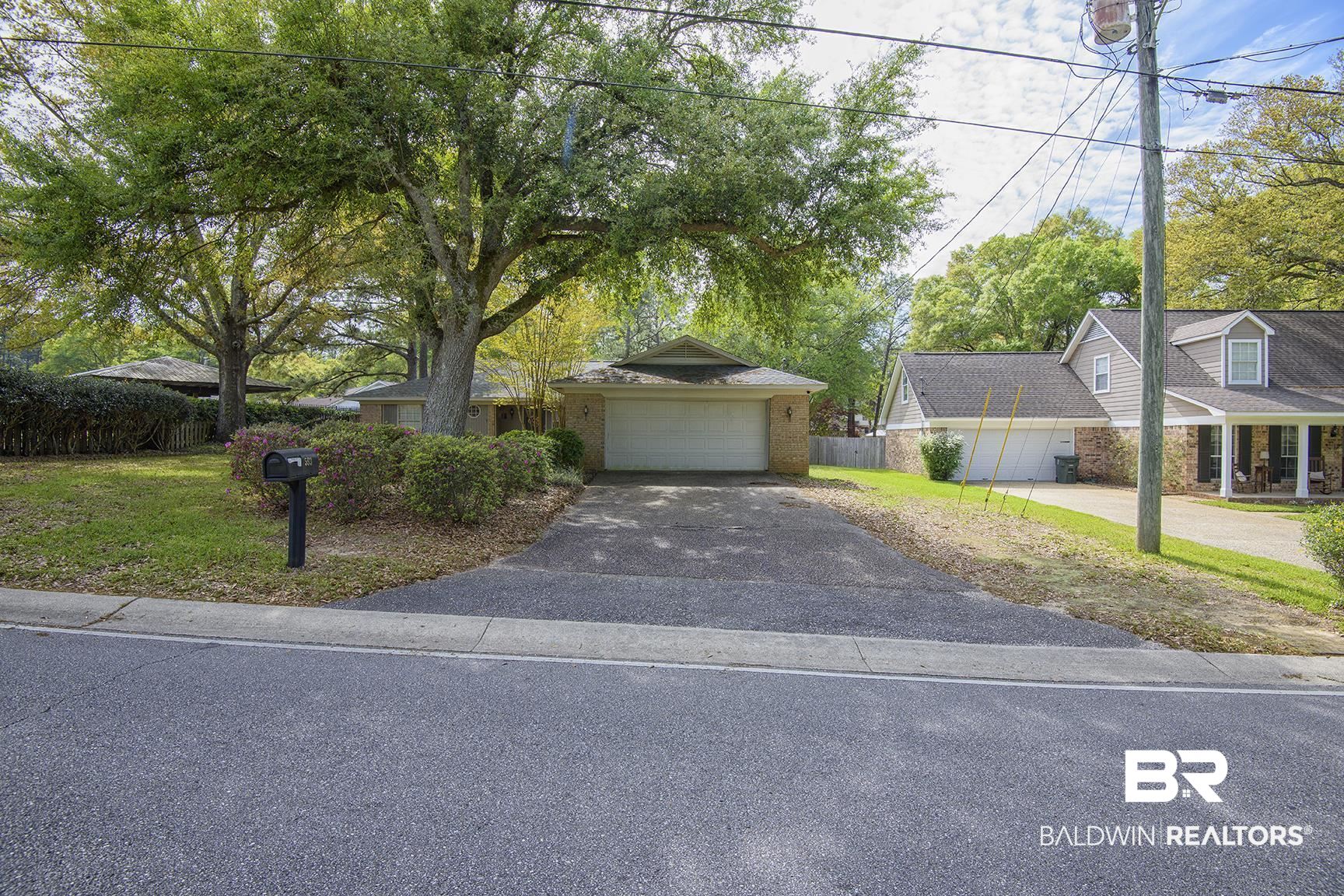 593 Ridgewood Drive Daphne, AL 36526 - Photo 4 of 39
