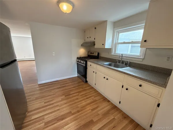 $3,700 | 49 1/2 Elm Street, Unit 2, Sleepy Hollow, NY 10591