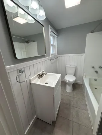 $3,700 | 49 1/2 Elm Street, Unit 2, Sleepy Hollow, NY 10591