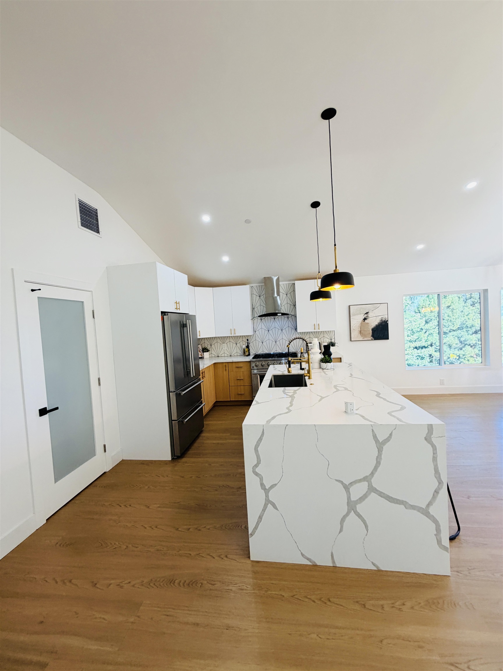 612 Canyon Road Novato, CA 94947 - Photo 14 of 59