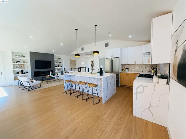 $1,659,888 | 612 Canyon Road, Novato, CA 94947