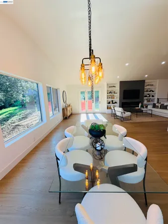 $1,659,888 | 612 Canyon Road, Novato, CA 94947