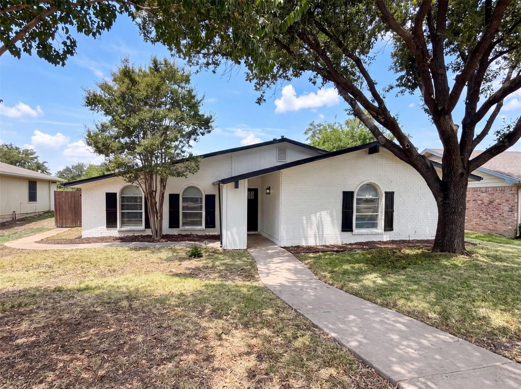 3111 Windsor Road Carrollton, TX 75007 - Photo 1 of 20