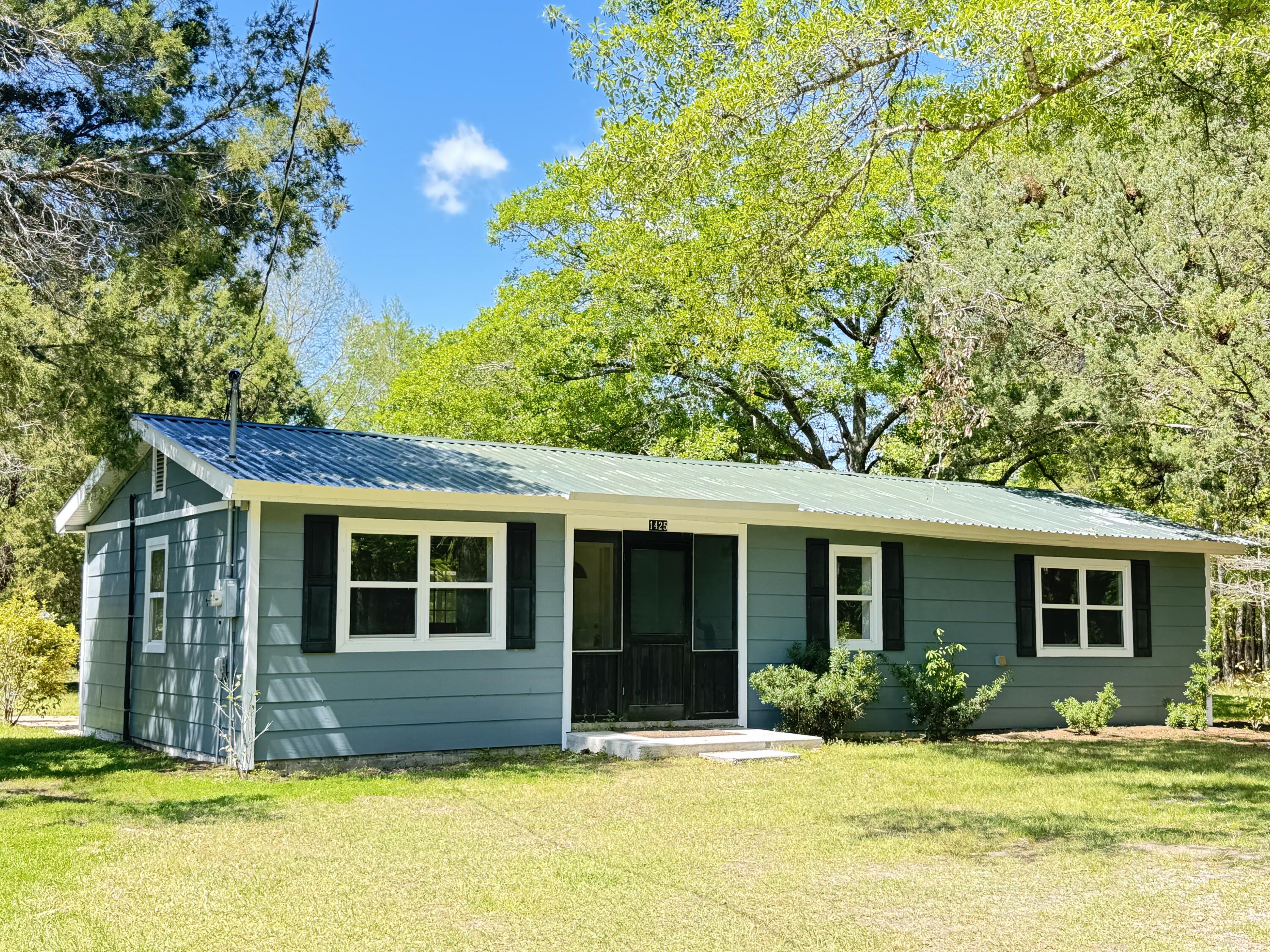 1425 Risher Mountain Road Walterboro, SC 29488 - Photo 4 of 70 1425 Risher Mountain Road (34)