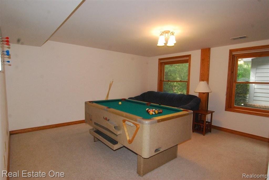 644 Rudgate Road Bloomfield Hills, MI 48304 - Photo 25 of 43 lower level game room.JPG