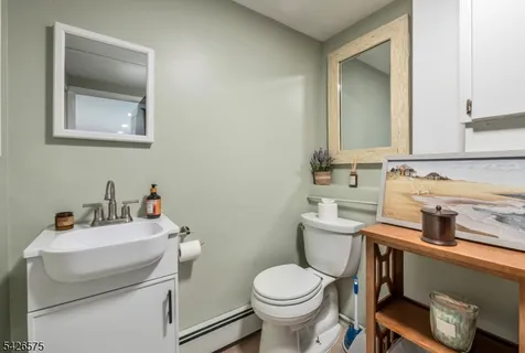 $1,320,000 | 440 Yuhas Drive, Paramus, NJ 07652