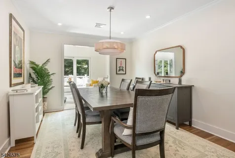 $1,320,000 | 440 Yuhas Drive, Paramus, NJ 07652