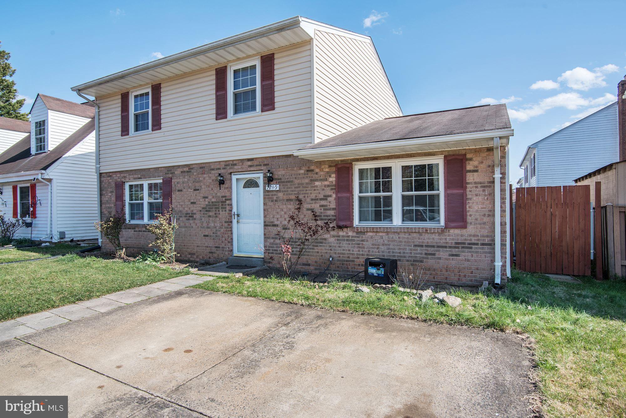 7215 Lavender Lane Springfield, VA 22150 - Photo 2 of 30 Exterior (Front)