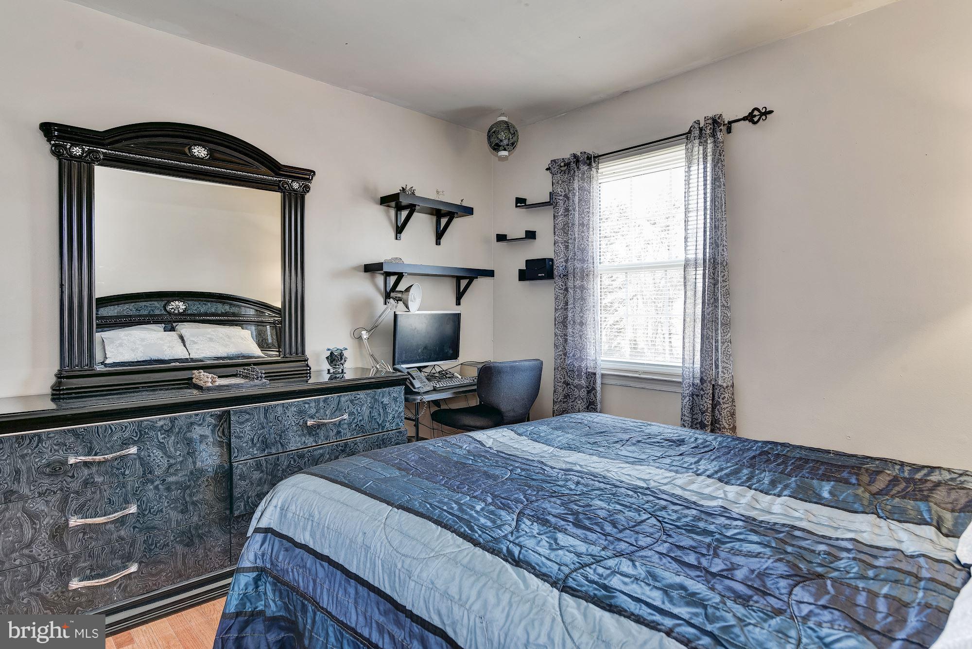 7215 Lavender Lane Springfield, VA 22150 - Photo 27 of 30 Bedroom