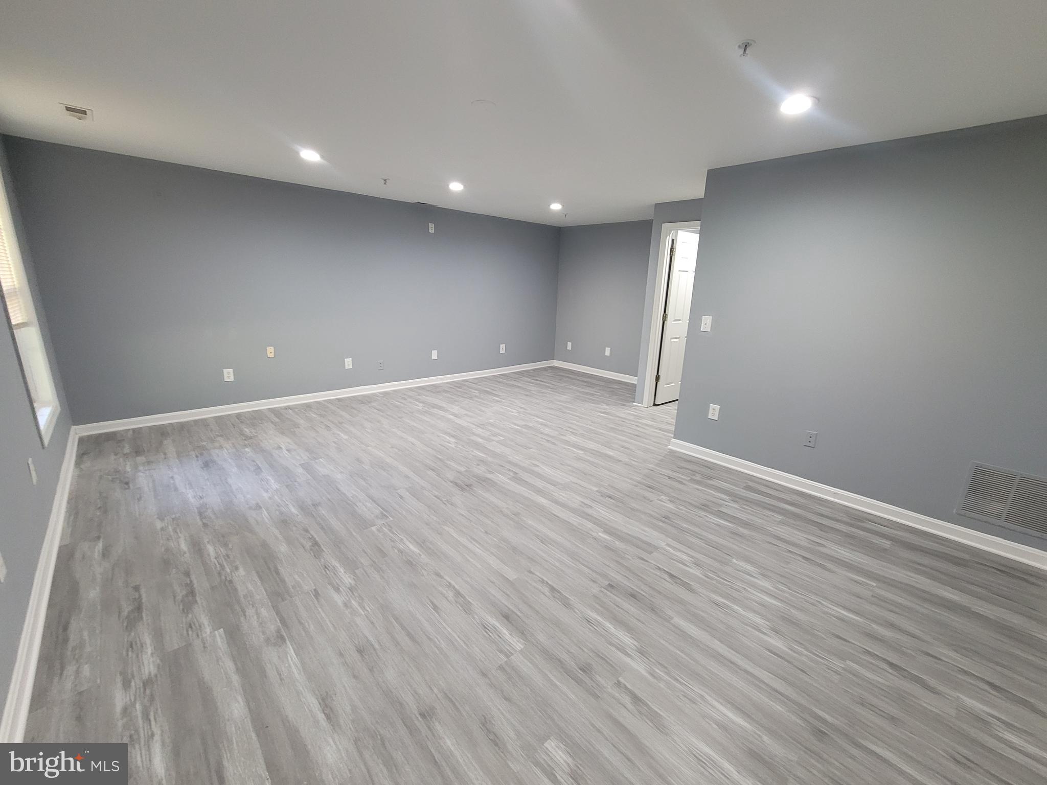4417 Kentford Road Owings Mills, MD 21117 - Photo 31 of 39