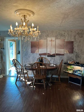 $115,000 | 717 South 18th Street, Herrin, IL 62948