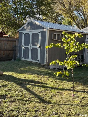 $115,000 | 717 South 18th Street, Herrin, IL 62948