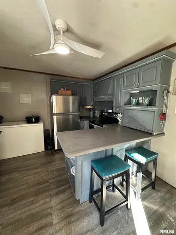 $115,000 | 717 South 18th Street, Herrin, IL 62948