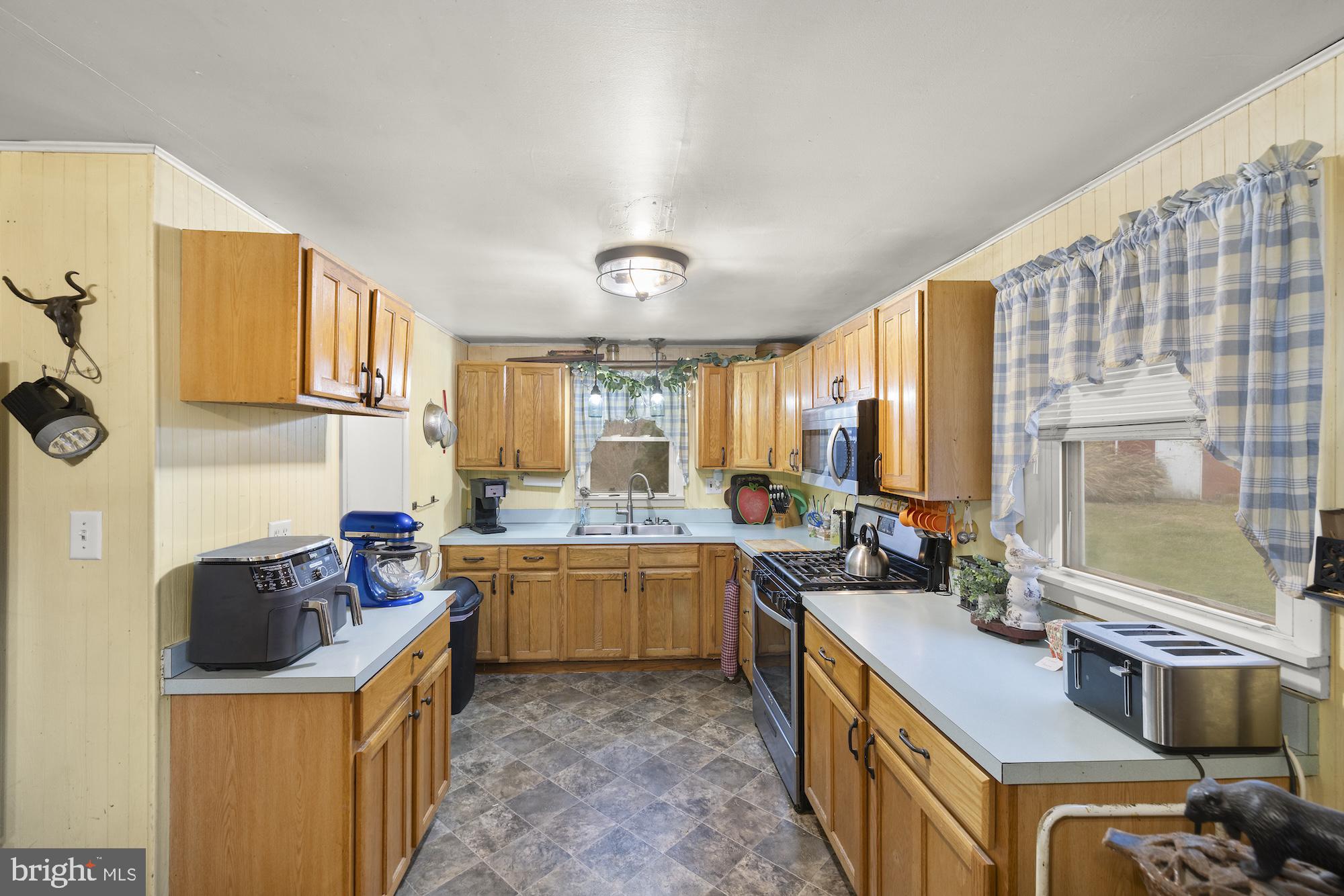 1279 Center Mills Road Aspers, PA 17304 - Photo 18 of 36