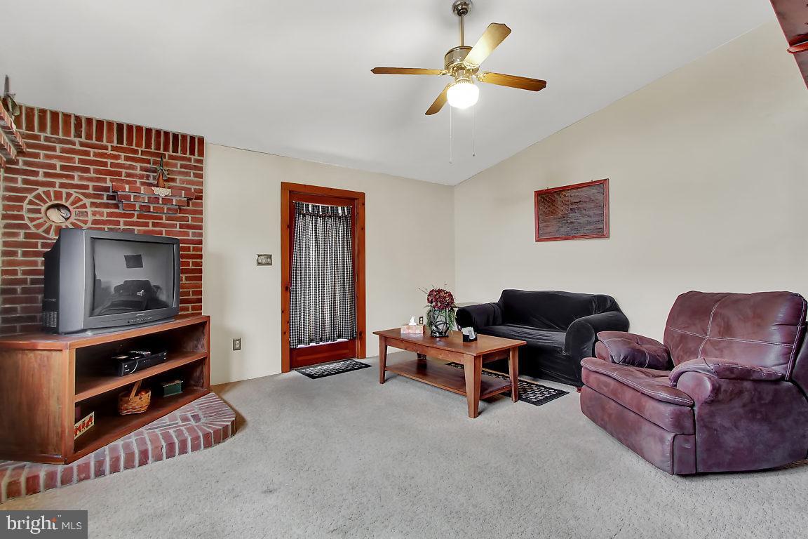 339 North Main Street Spring Grove, PA 17362 - Photo 2 of 26