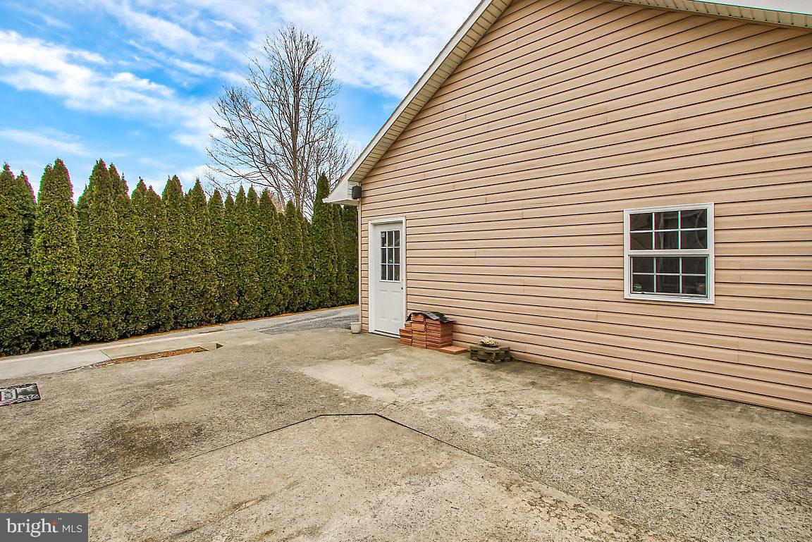 339 North Main Street Spring Grove, PA 17362 - Photo 23 of 26