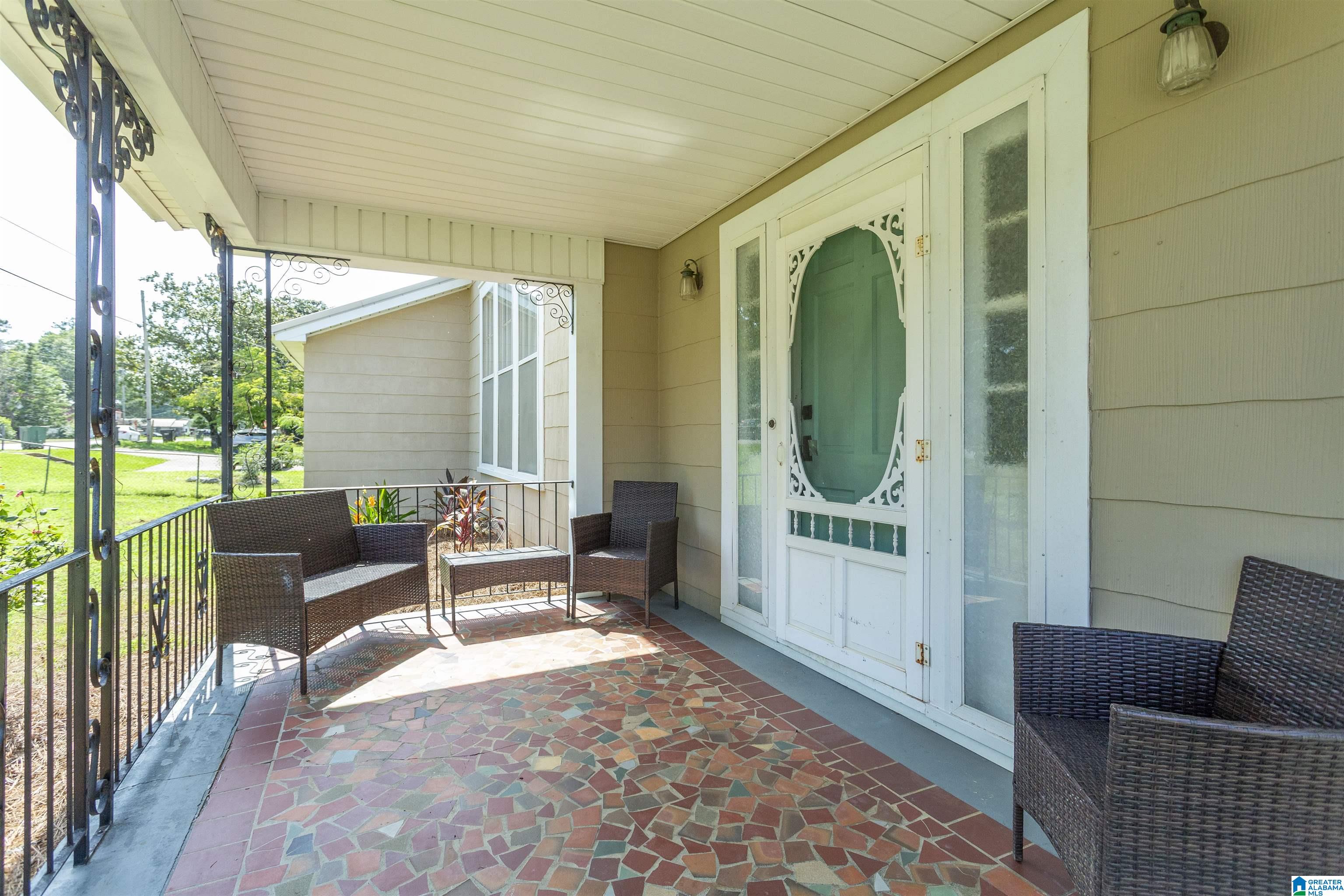 1806 4th Avenue North Clanton, AL 35045 - Photo 2 of 50