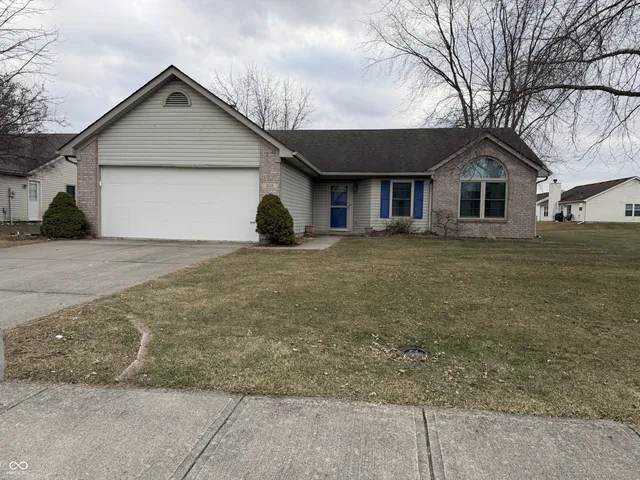 $258,900 | 1049 Bumblebee Way, Greenfield, IN 46140