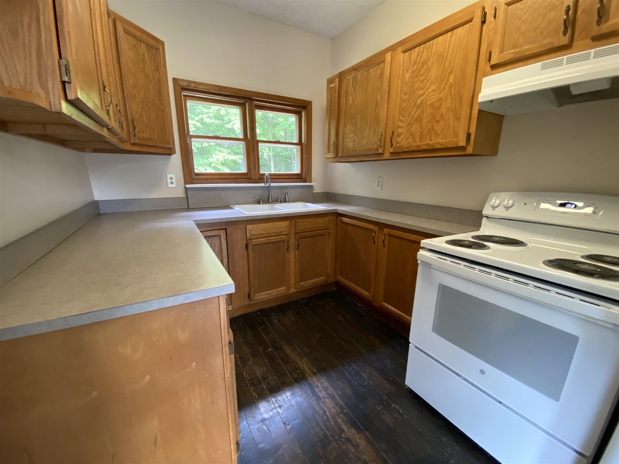 9267 Tower Road Gosport, IN 47433 - Photo 6 of 36 Gallery Image 6
