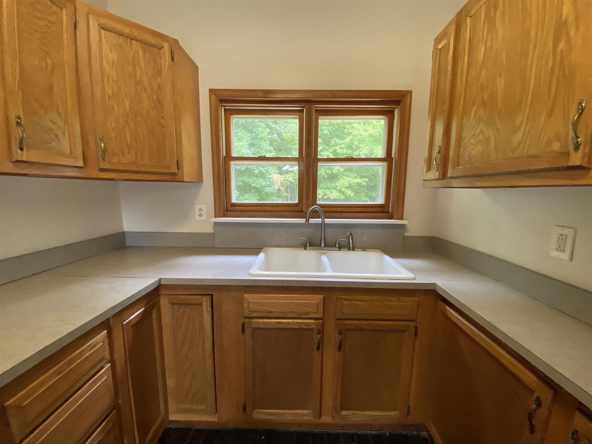 9267 Tower Road Gosport, IN 47433 - Photo 9 of 36 Gallery Image 9