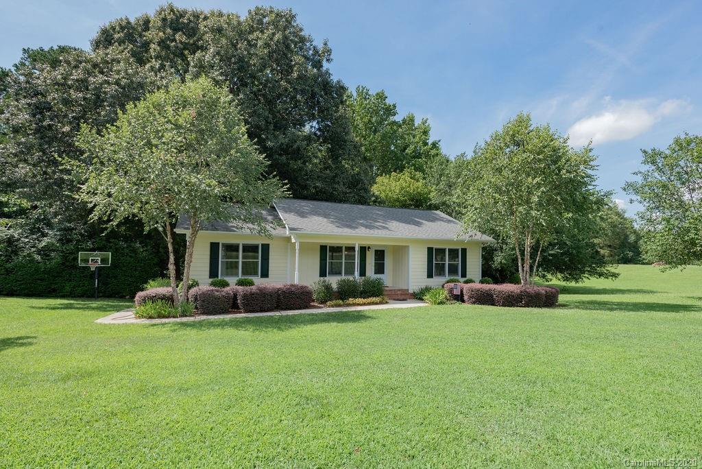 3316 Griffith Road Monroe, NC 28112 - Photo 1 of 28 a front view of house with yard and green space