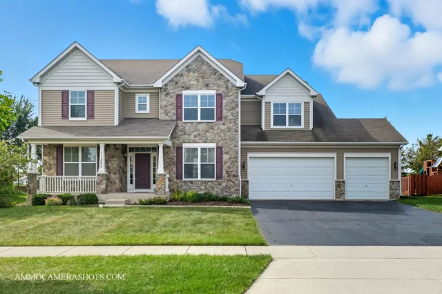 $640,000 | 11565 Richmond Lane, Huntley, IL 60142