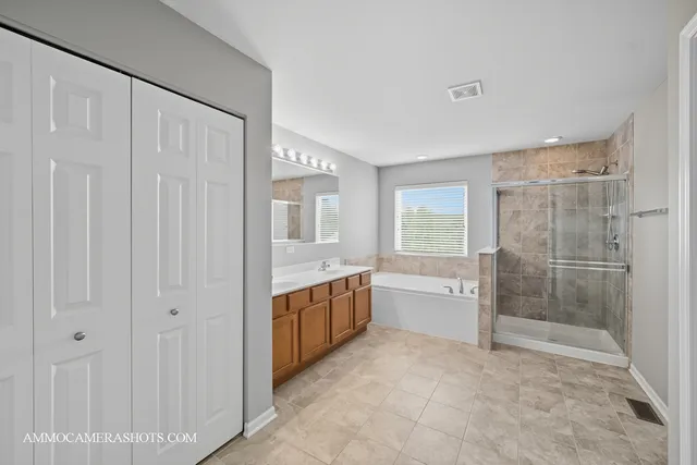 $640,000 | 11565 Richmond Lane, Huntley, IL 60142