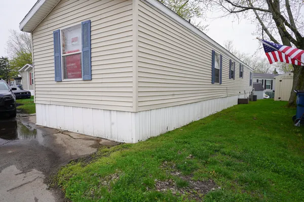 $59,900 | 1139 Lincoln Avenue, Unit 36, Holland, MI 49423
