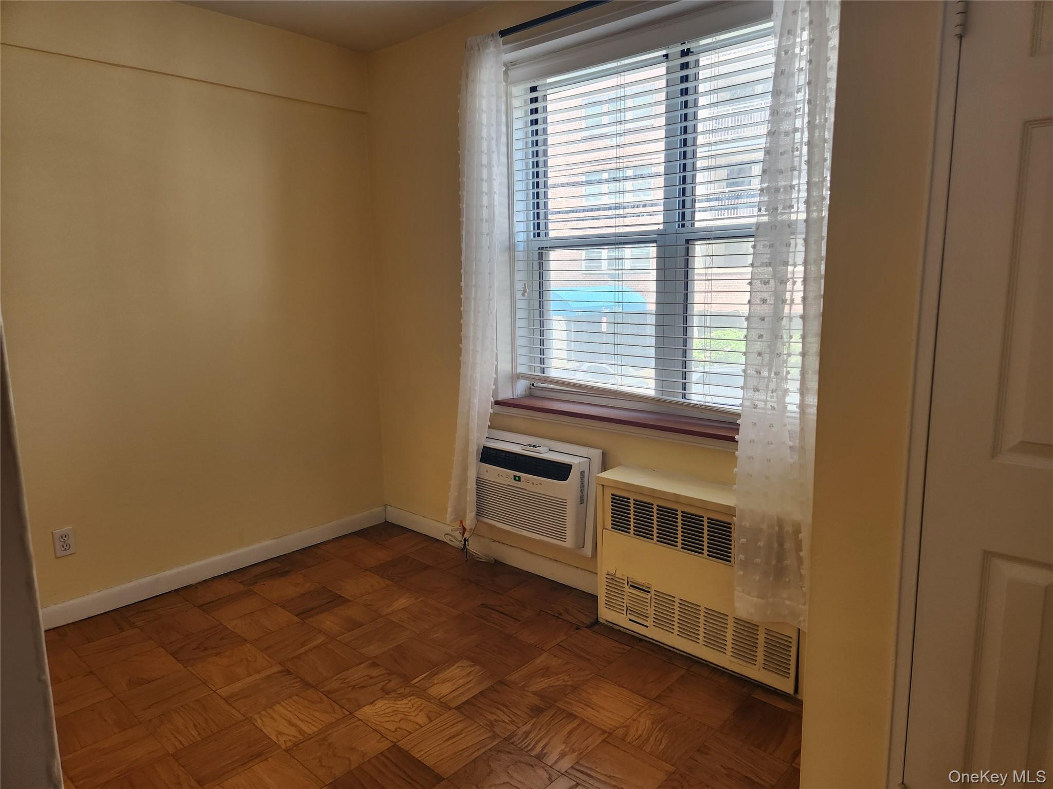 700 Shore Road, Unit 2U Long Beach, NY 11561 - Photo 5 of 24 Bedroom With Closet And AC. View 1