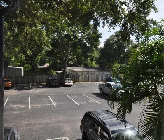 $1,700 | 3914 West Neptune Street, Unit 27, Tampa, FL 33629