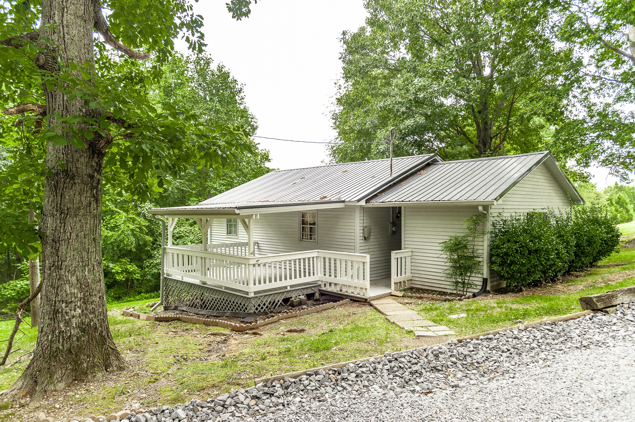 449 Calvert Ridge Road Westmoreland, TN 37186 - Photo 34 of 51
