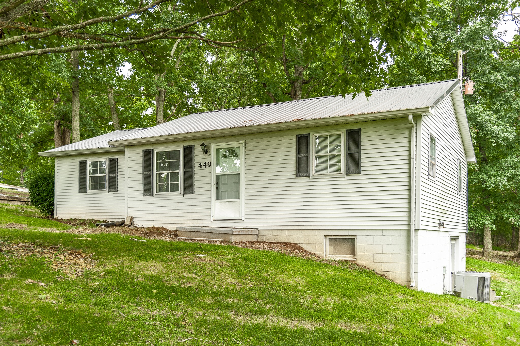 449 Calvert Ridge Road Westmoreland, TN 37186 - Photo 4 of 51