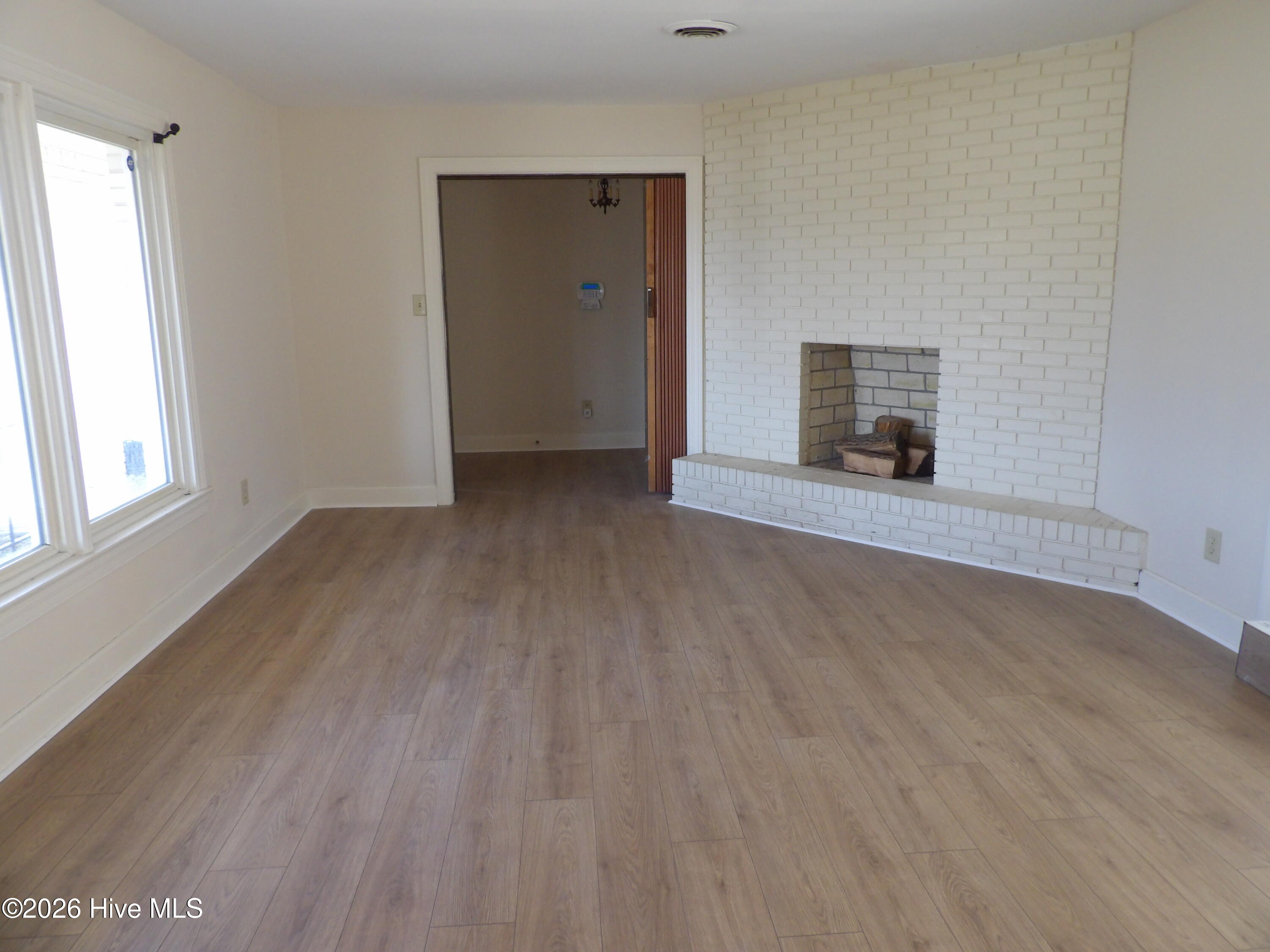 5036 Highway 58 Wilson, NC 27896 - Photo 2 of 13 Living room