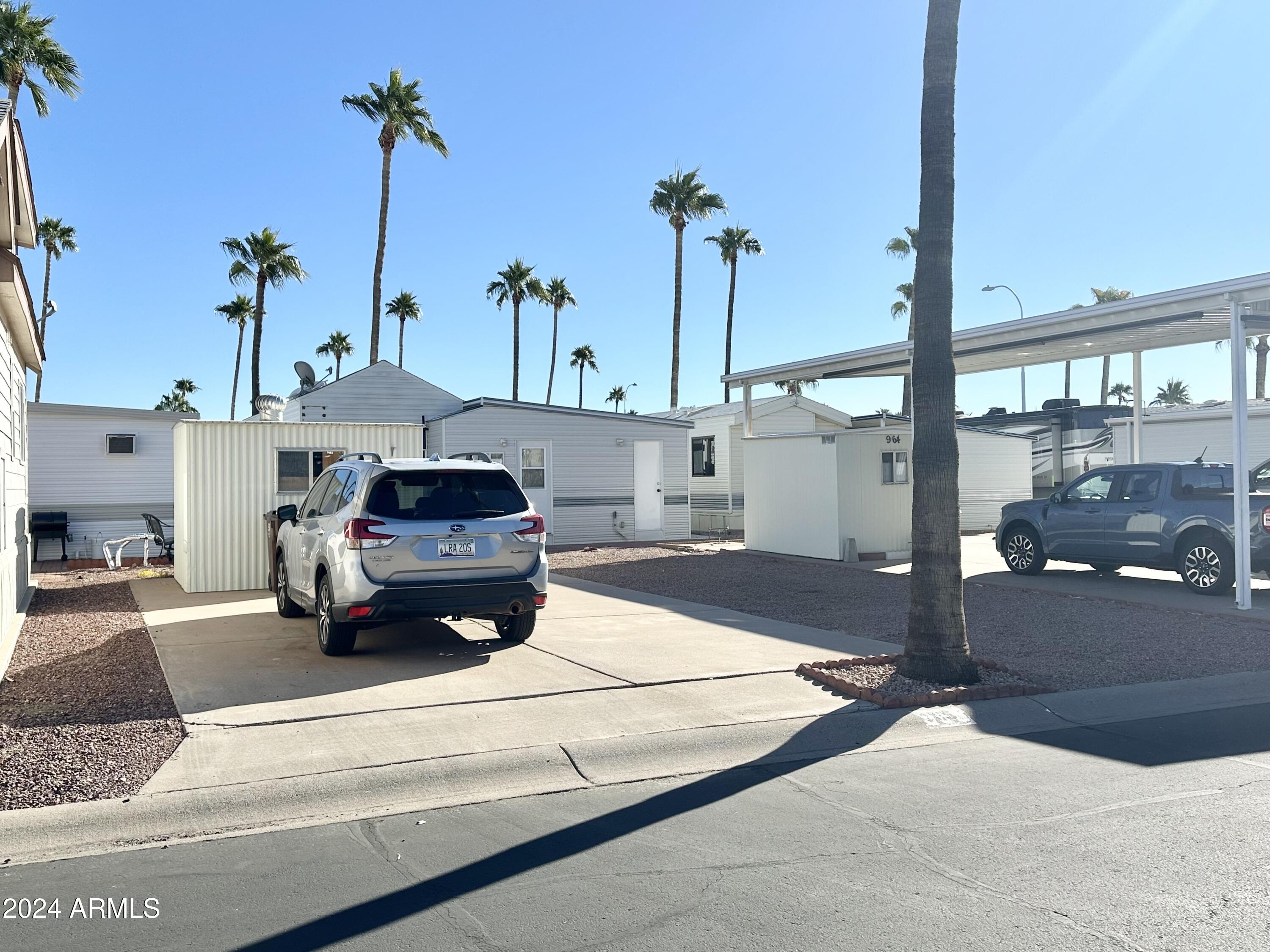 965 South Oxide Drive, Unit 965 Apache Junction, AZ 85119 - Photo 2 of 13 GREAT RESORT LOCATION