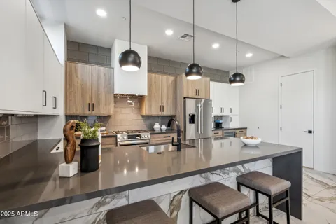 $759,000 | 377 East Windsor Avenue, Unit 20, Phoenix, AZ 85004