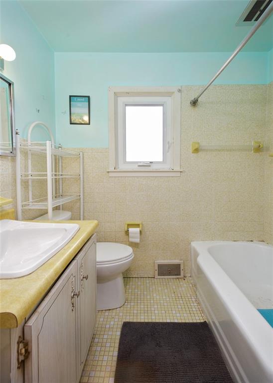 304 Liberty Street Perryopolis, PA 15473 - Photo 15 of 23 upstairs full bath